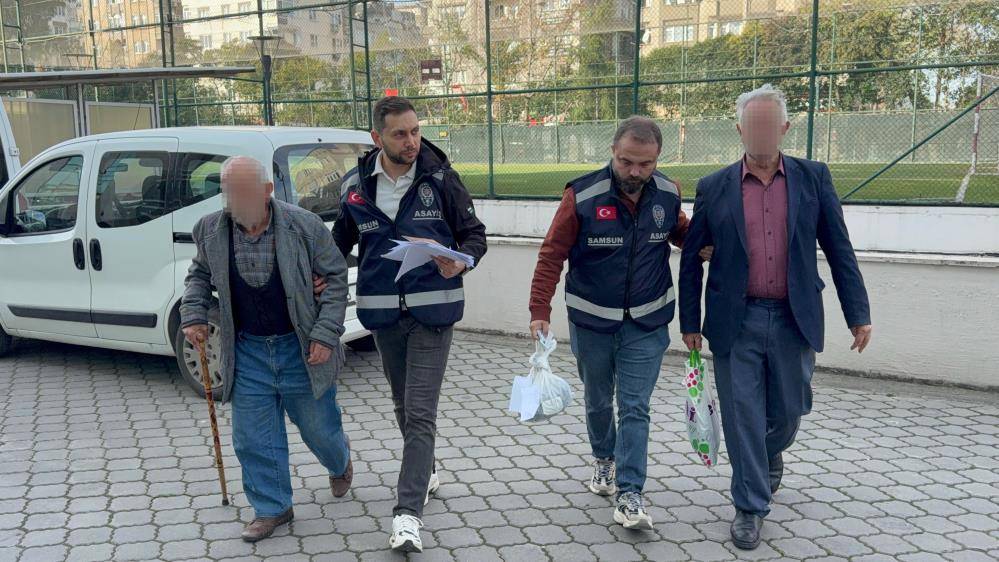 Samsun'da uygunsuz davranışta bulunan 2 kişiye gözaltı