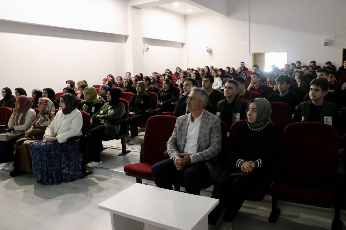 Samsun'da öğrencilere dijital bağımlılıkla mücadele eğitimi