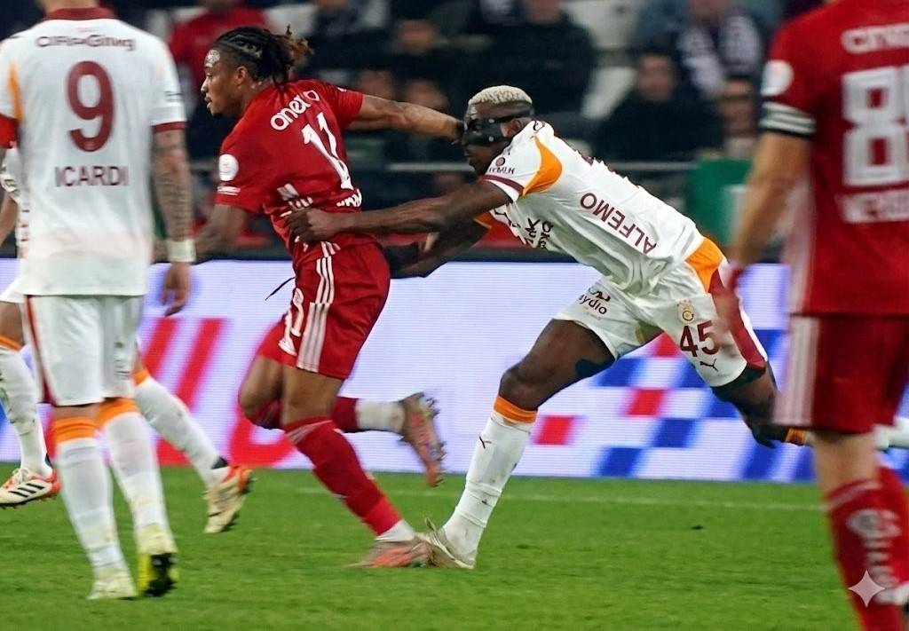 Osimhen PFDK'ya sevk edilecek mi?