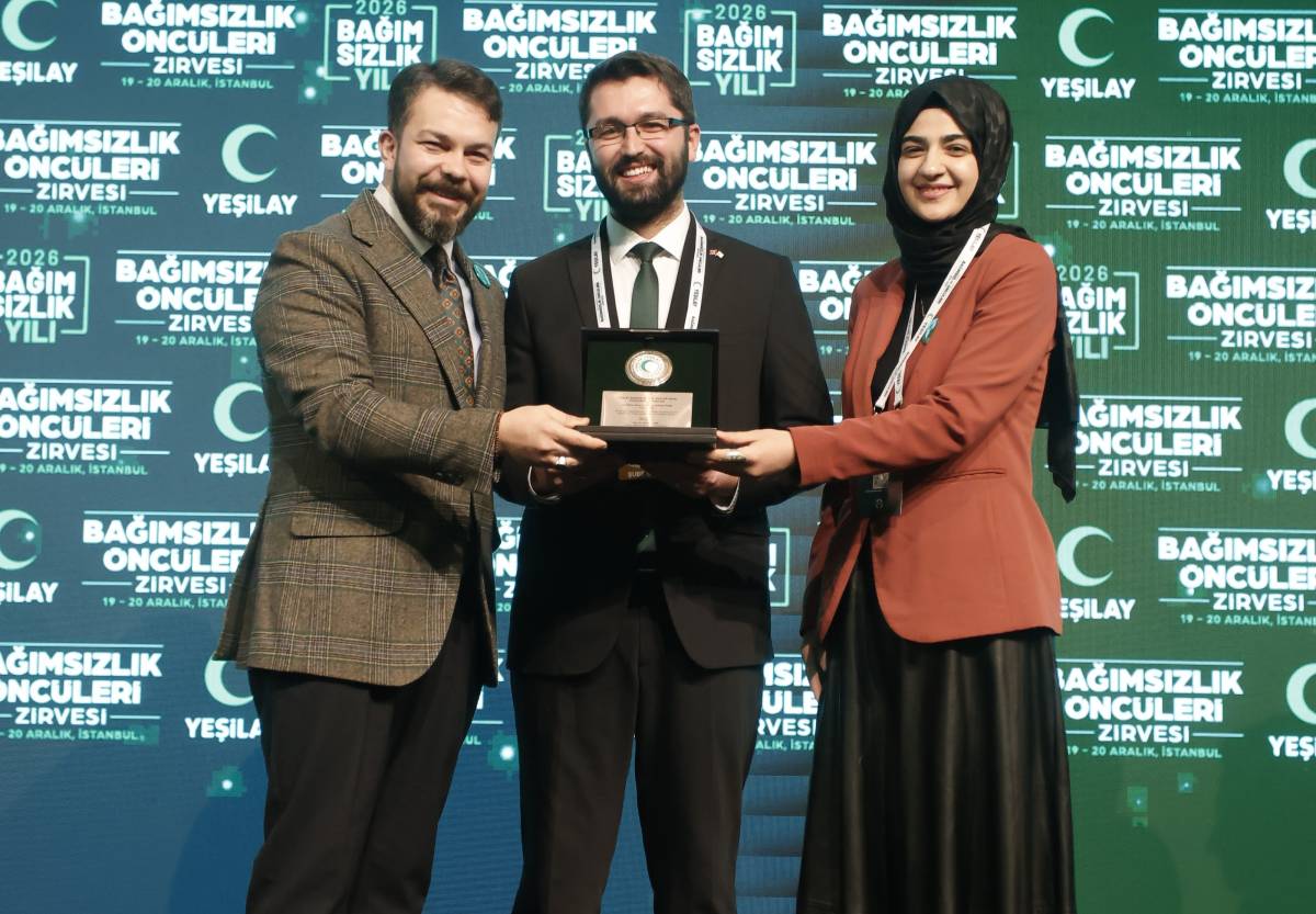 Yeşilay Samsun Şubesi'ne gönüllülük ödülü