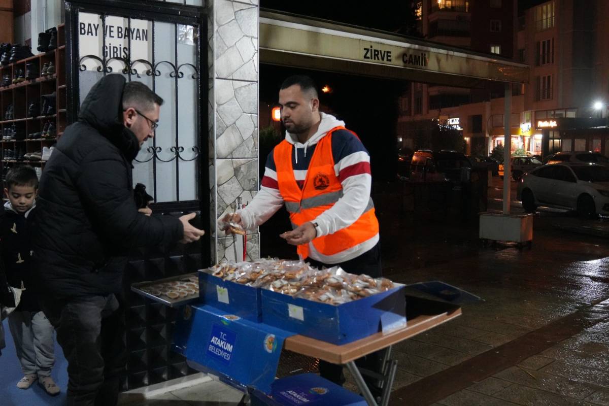 Atakum Belediyesi'nden vatandaşlara kandil simidi