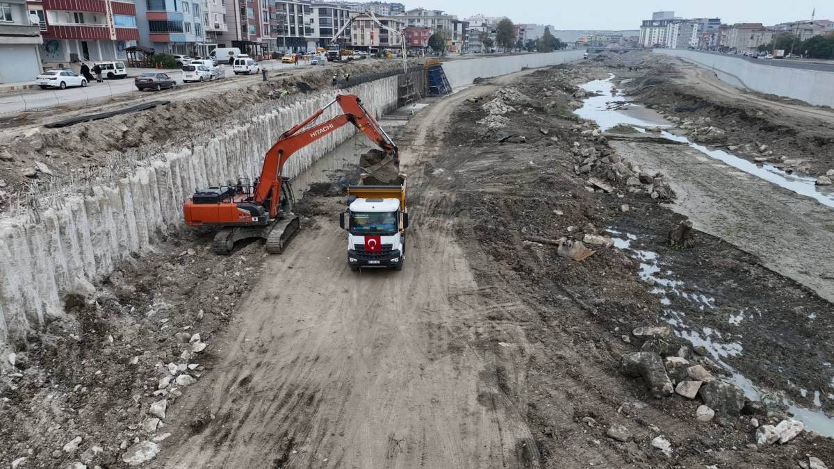 Samsun Mert Irmağı ıslahı çalışmaları devam ediyor