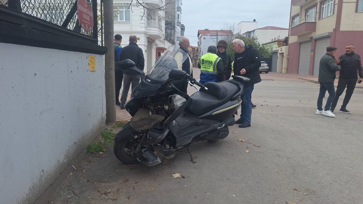 Samsun'da otomobille motosiklet çarpıştı: 2 yaralı