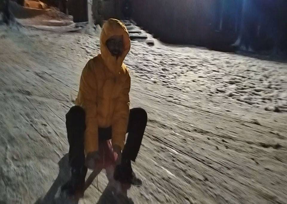 Beyaza bürünen Samsun Nebiyan Dağı'nda çocuklar gibi eğlendiler