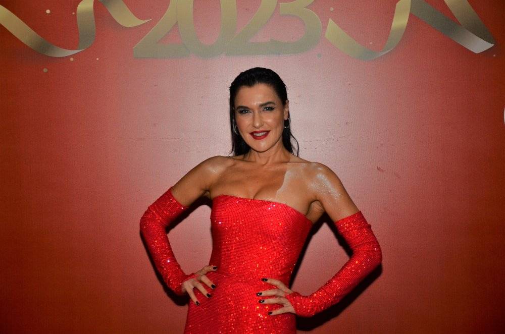 31 Aralık 2025 TV yayın akışı! Yılbaşında hangi kanalda ne var?