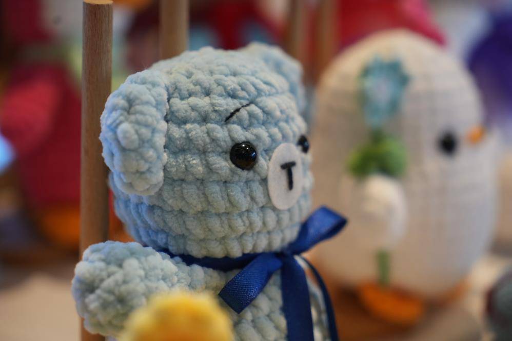 Samsun'da yeğeninin alerjisi nedeniyle yaptığı küçük hediye, büyük bir emek hikayesine dönüştü