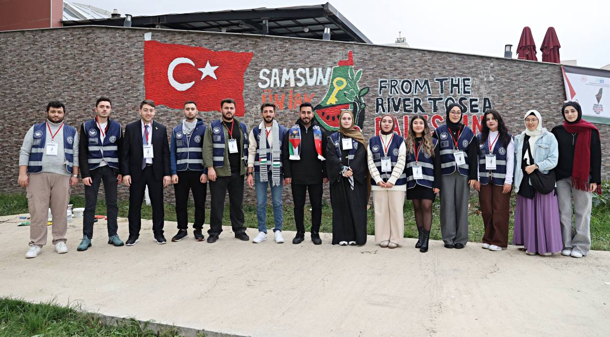 Samsun'da üniversite öğrencilerinden Filistin'e grafitili destek