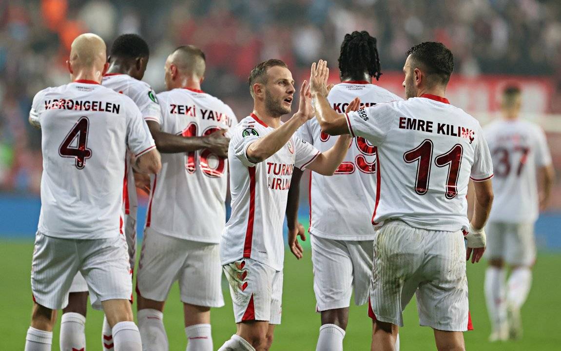 Samsunspor – Fenerbahçe Süper Kupa maçı için Samsun'dan Adana’ya direkt uçak seferi var mı? Samsunspor taraftarına kaç bilet ayrıldı?