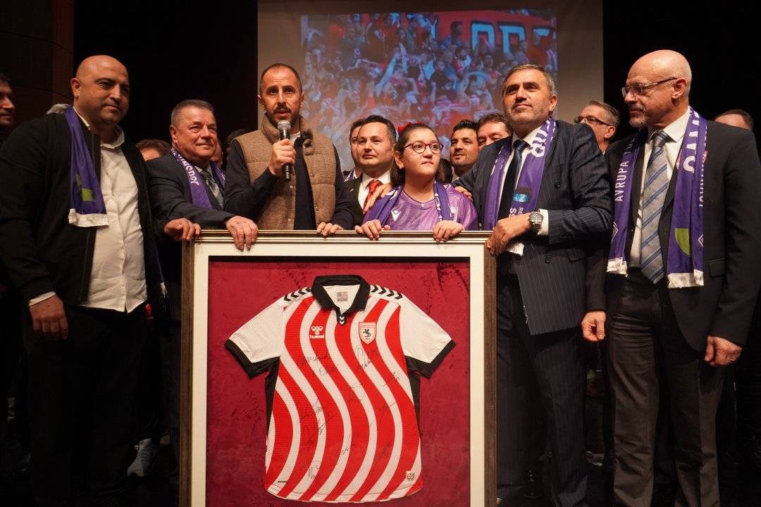 Dünya Engelliler Günü'nde özel çocuklar Samsunspor formasıyla sahne aldı