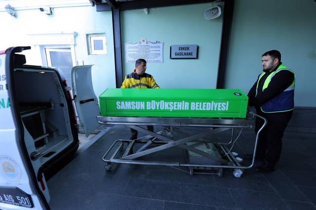 Samsun Büyükşehir Belediyesi vatandaşların kötü günlerinde de yanında