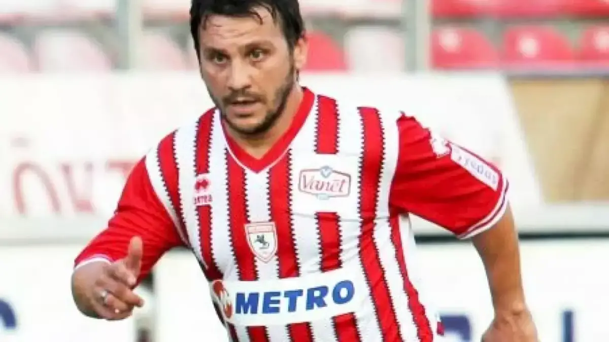 Celil Sağır kimdir?