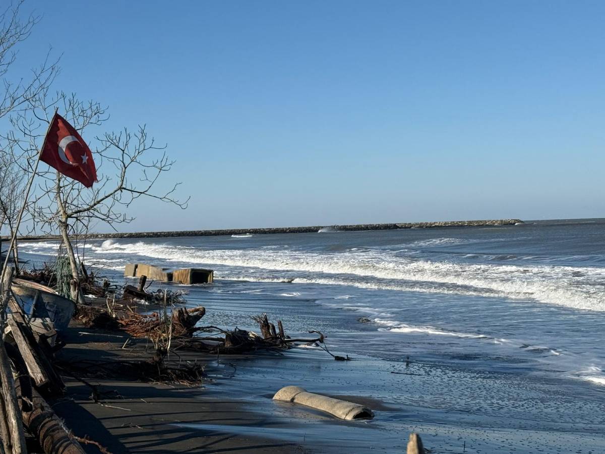 CHP Samsun Milletvekili Murat Çan'dan elektrik hizmeti kesilen Gölyazı Mahallesi'ne ziyaret