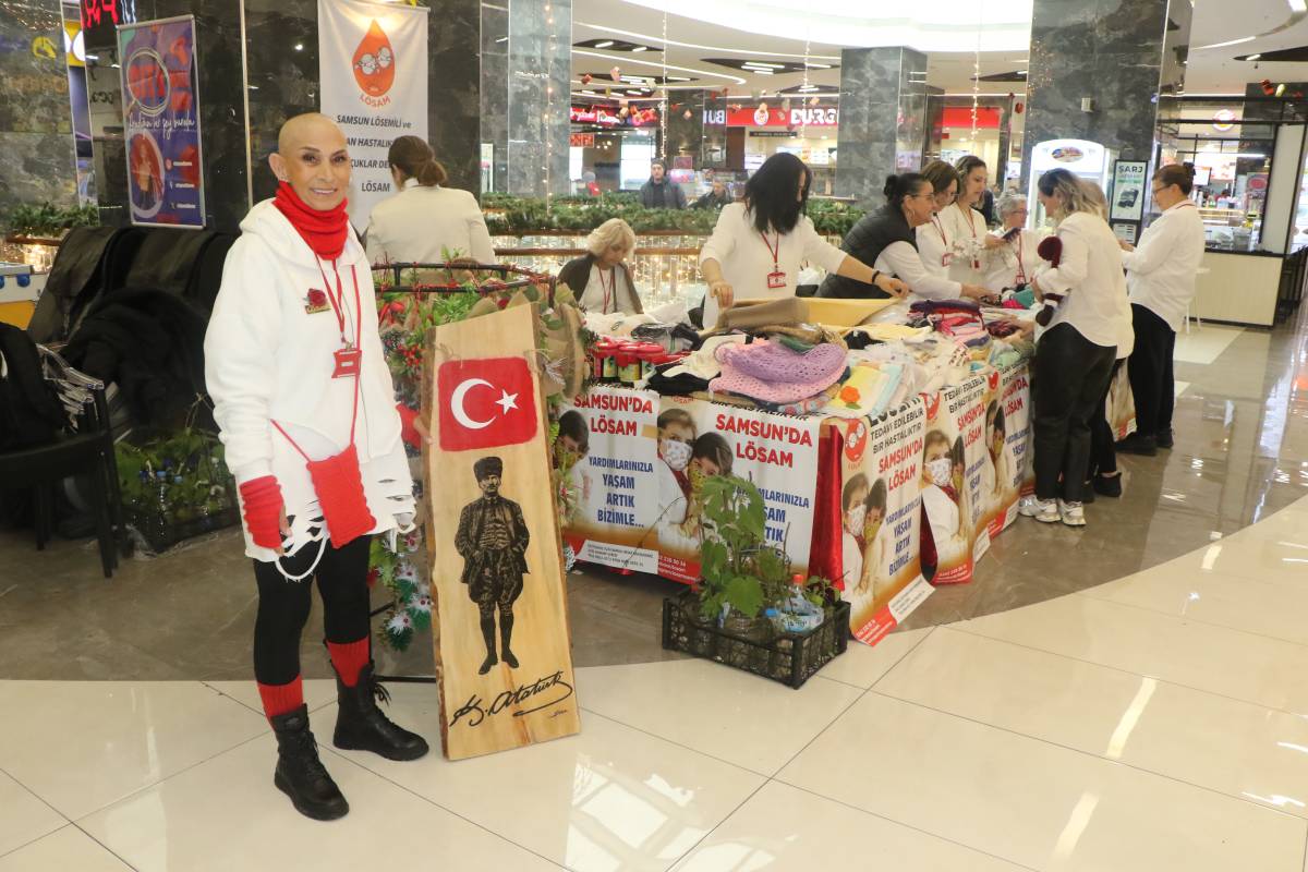 Samsun'da LÖSAM’ın ‘Altın Kız’larından yılbaşı kermesi