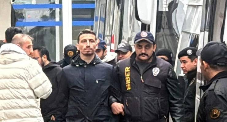 Mert Hakan Yandaş'ın sözleşmesi feshedilecek mi?