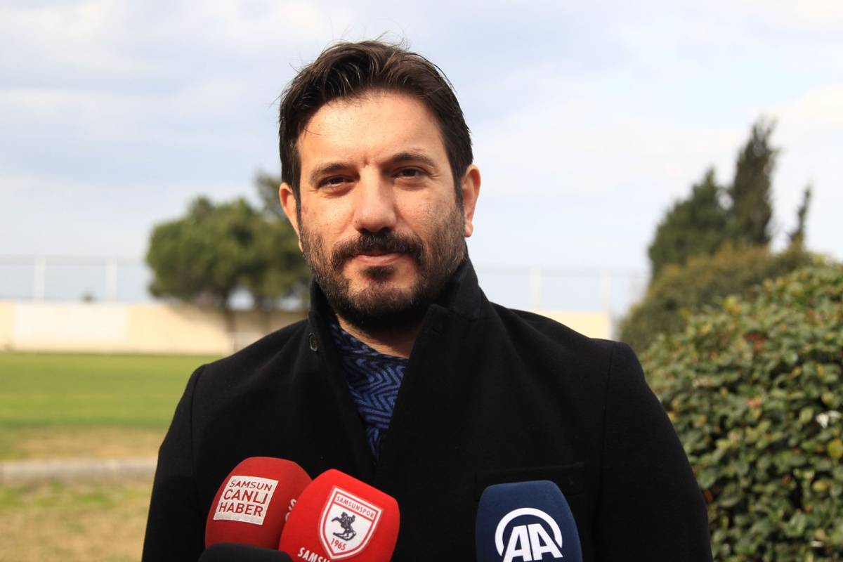 Mustafa Aztopal kimdir?