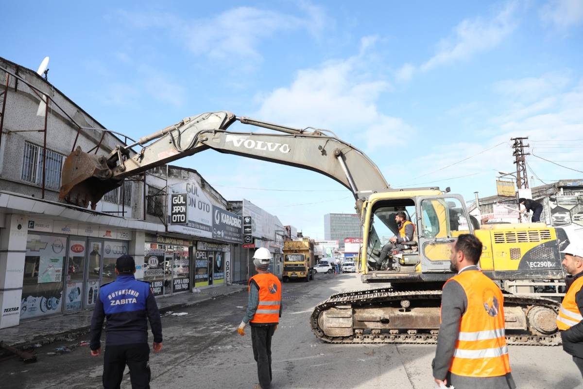 Gülsan Sanayi Bölgesi’nde yıkım gerçekleşti!