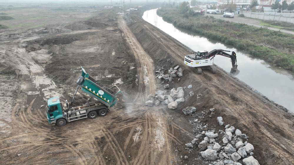 Samsun yeni OSB'de ıslah ve drenaj çalışmaları sürüyor