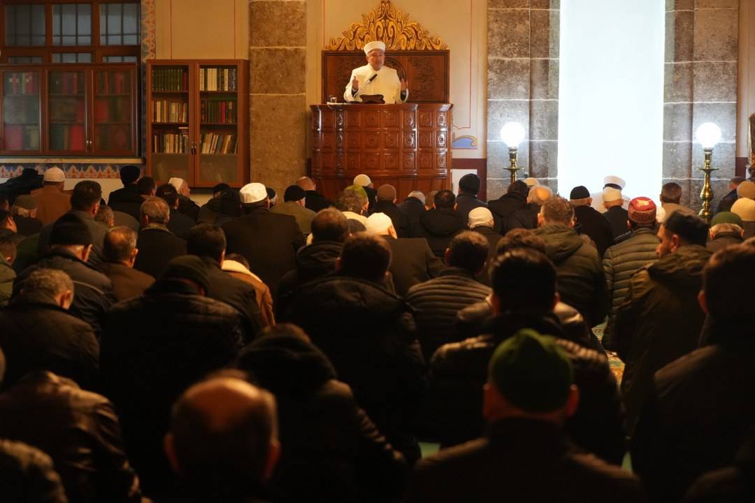 Samsun'da Regaip Kandili'nde eller semaya kalktı!