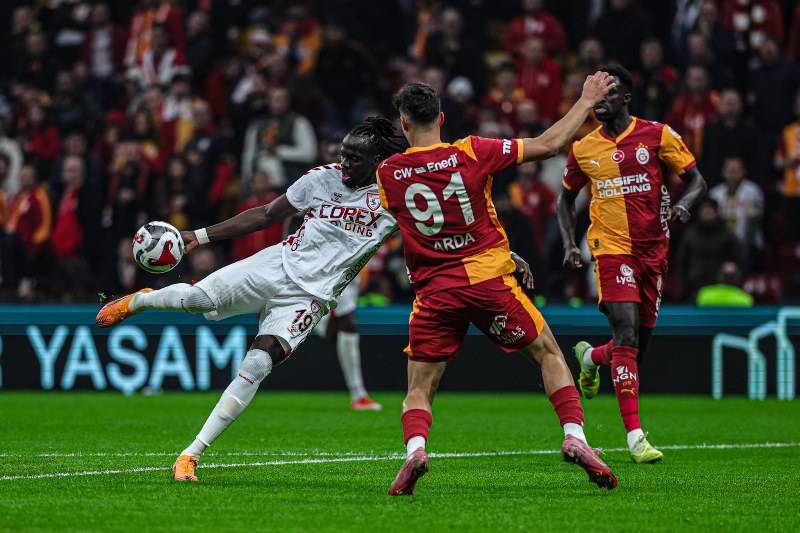 Samsunspor Galatasaray'a uzatmalarda kaybetti