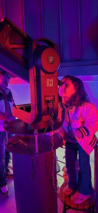 İlkadım İlkokulu ve Maarif İlkokulu öğrencileri Yıldızı Birlikte Parlayanlar eTwinning Projesi ile gökyüzünü gözlemledi