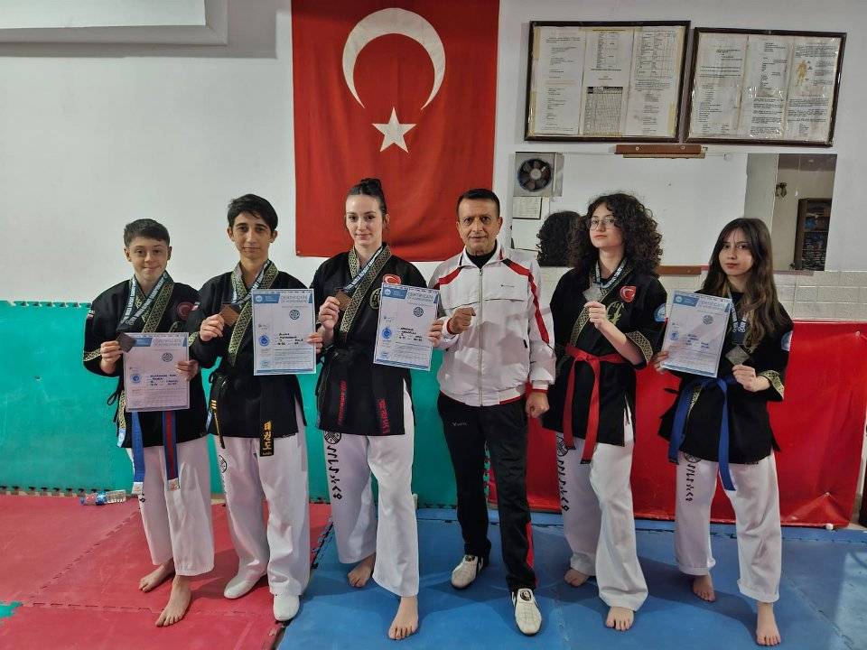 Samsunlu sporculardan 5. Dünya Alpagut Şampiyonası’nda 9 madalya