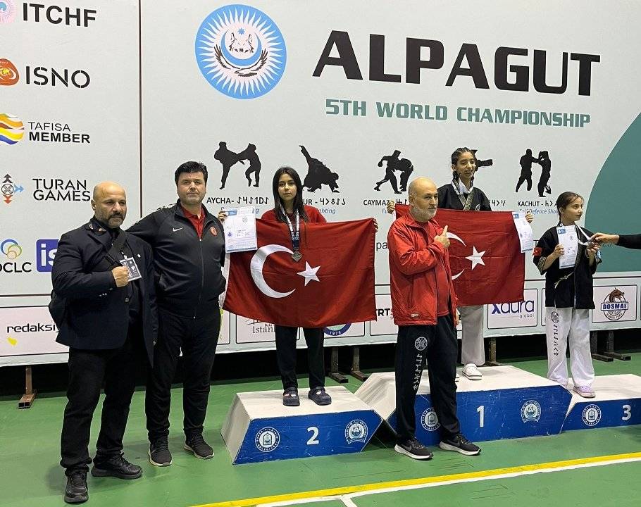 Samsunlu sporculardan 5. Dünya Alpagut Şampiyonası’nda 9 madalya