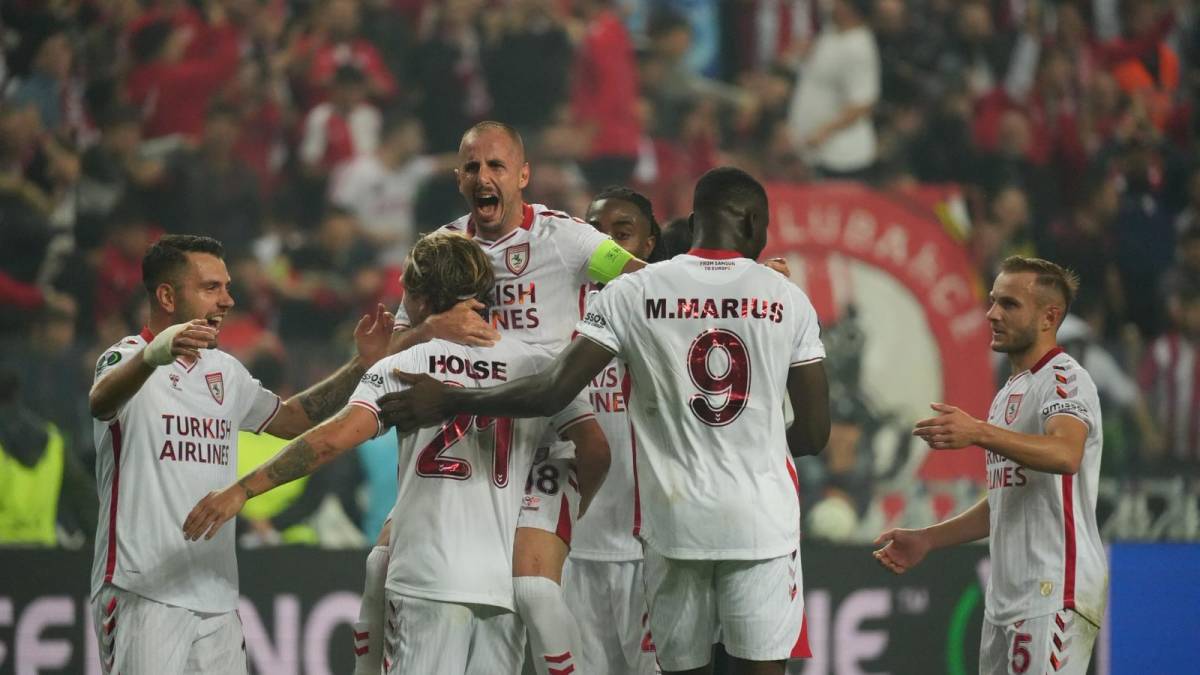 Samsunspor, AEK Atina'ya göre hücumda daha verimli! Kuzeyin Kralı Avrupa'nın istatistikleri parçaladı