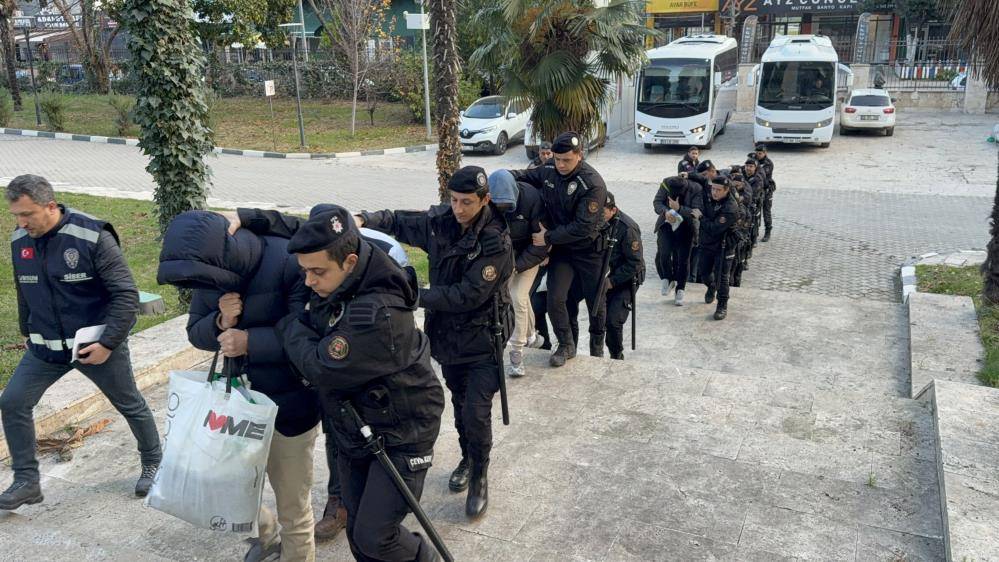 Samsun'da müstehcenlik operasyonunda 17 kişi daha adliyeye sevk edildi