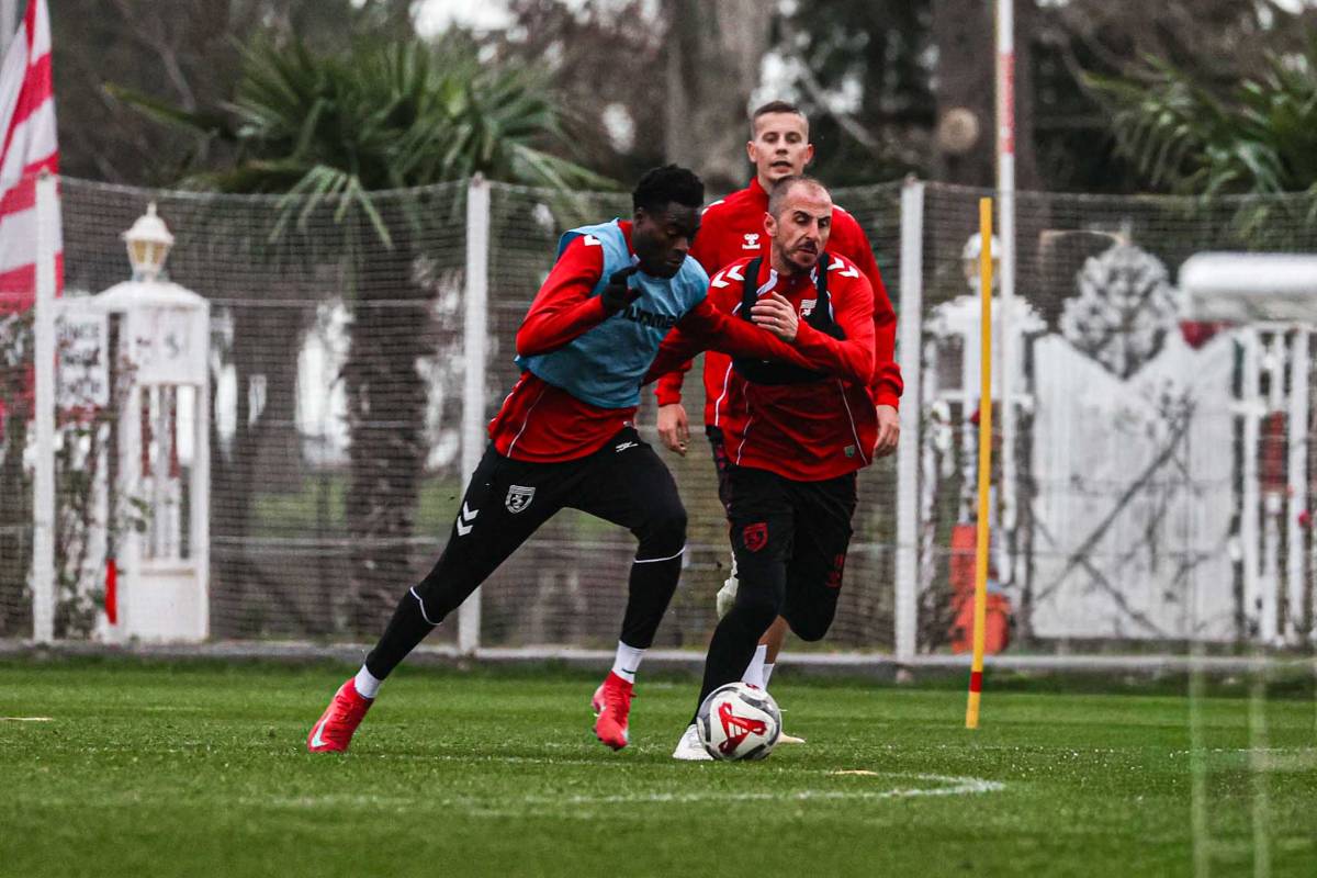 İrfan Can Eğribayat Samsunspor'da ilk antrenmanına çıktı