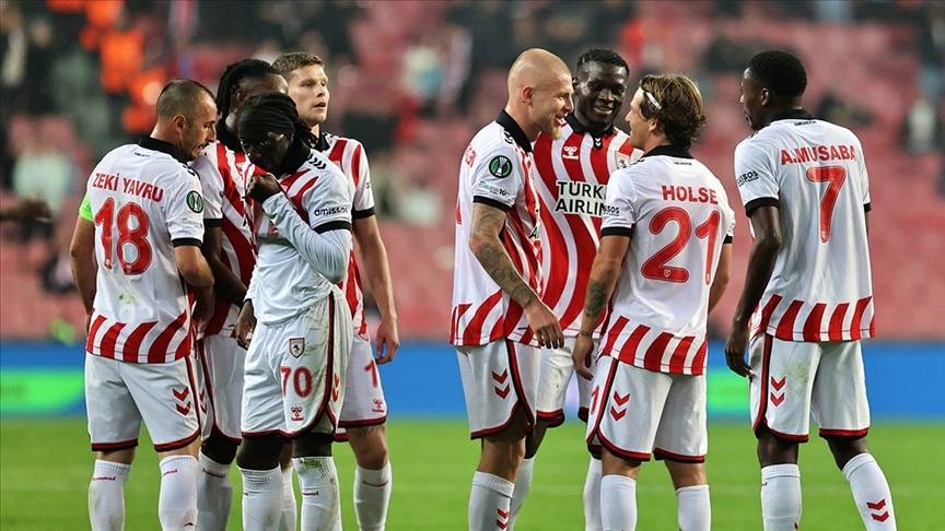 Samsunspor Trabzonspor'u geride bıraktı! İşte oluşan tablo