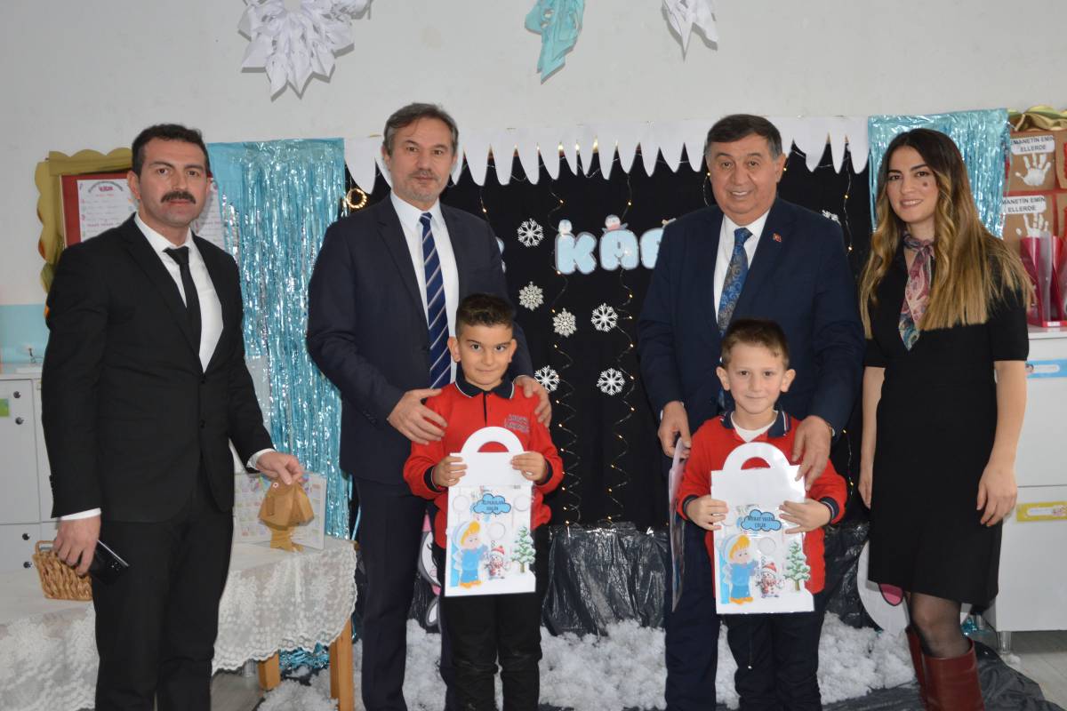 Havza'da öğrencilerin karne heyecanı