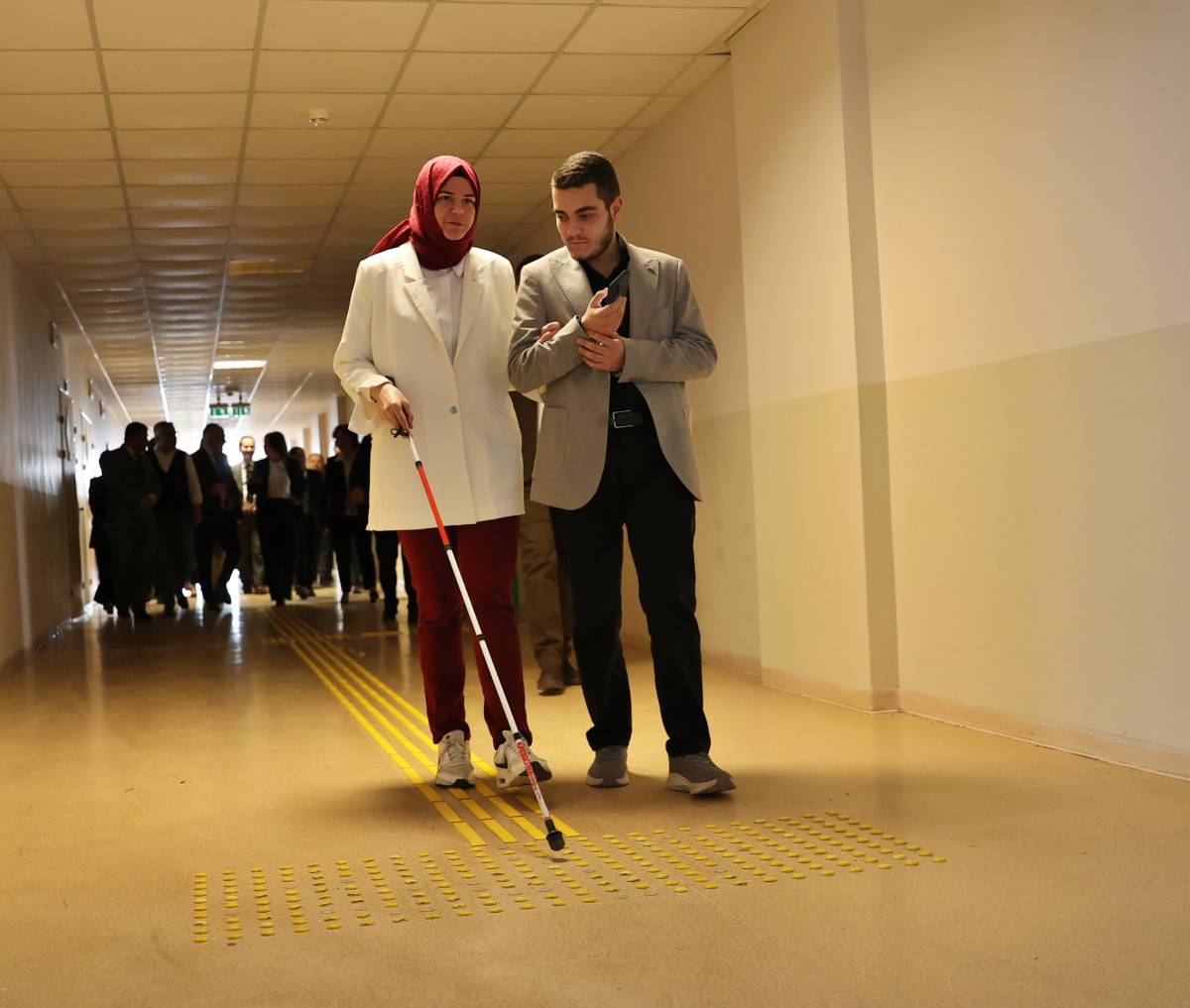 OMÜ'den görme engelliler için Yapay Zeka Görme Engelli Asistanı hizmeti