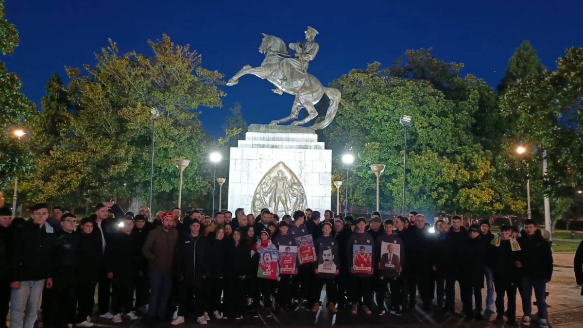 Samsunspor spor şehitleri sessiz yürüyüşle anıldı
