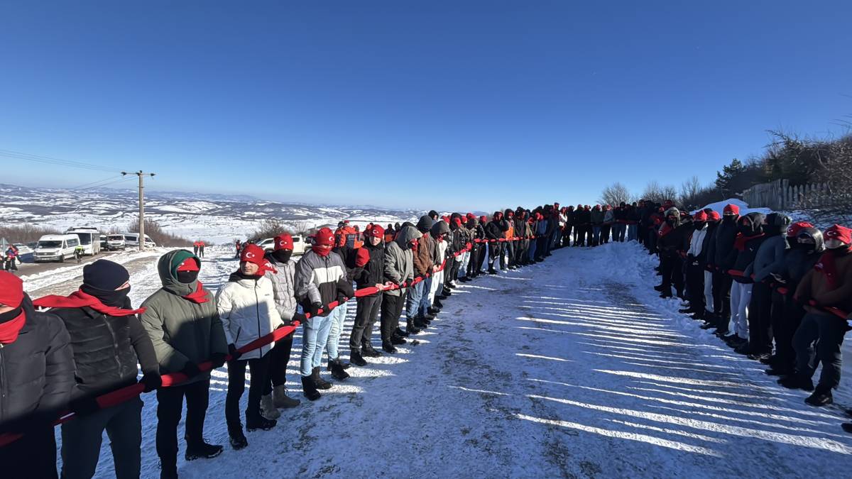 Samsun'da Sarıkamış şehitleri için anma programı ve bayrak yürüyüşü yapıldı