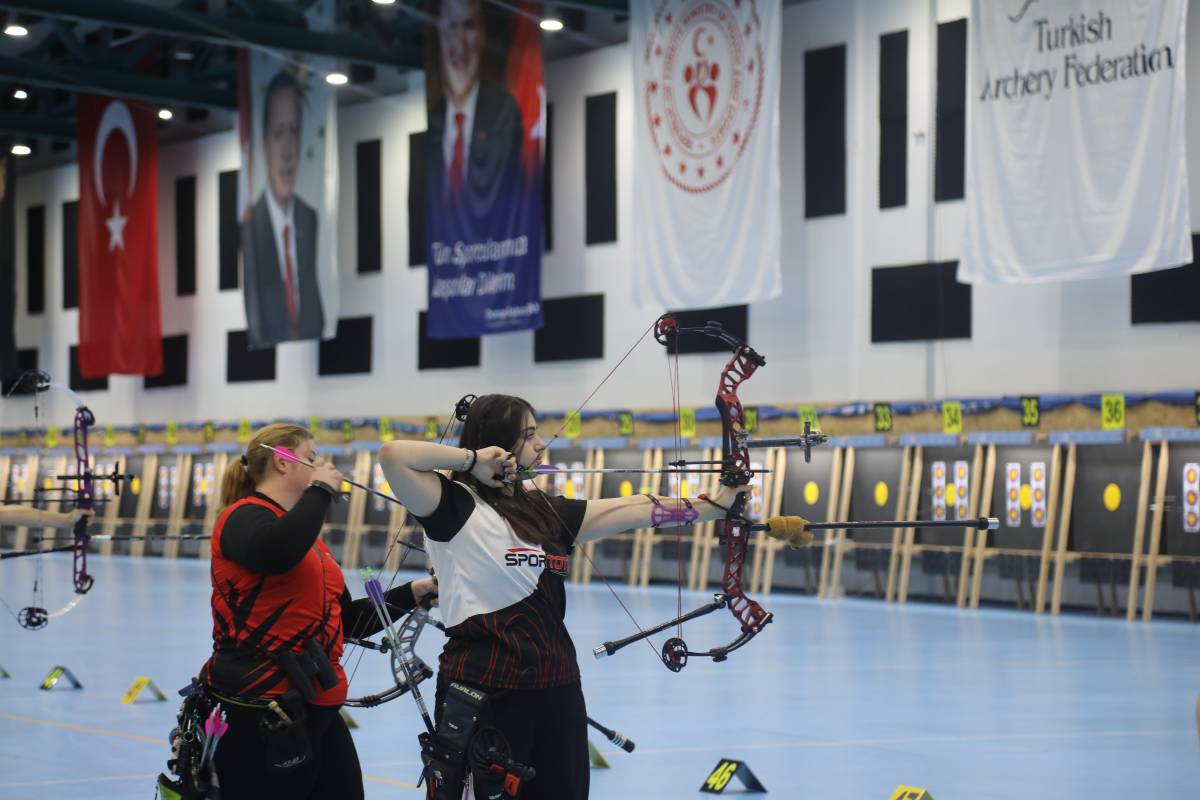 Okçuluk Salon Kış Kupası Samsun'da sona erdi