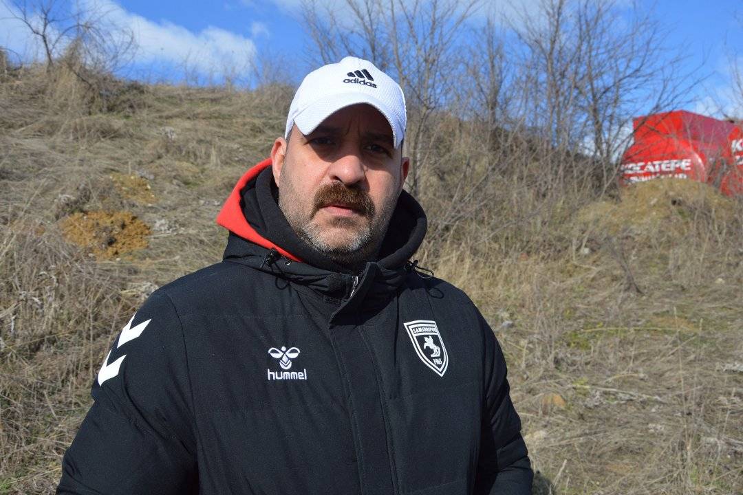 Havzalı taraftar Emre Aysan, Samsunspor'un Havza'da kaza yaptığı yerde 27 yıldır ziyaret ediyor