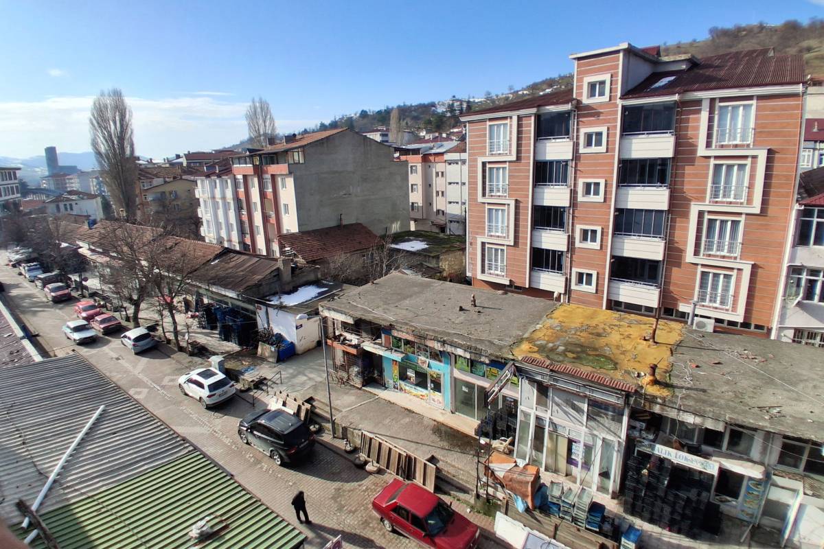 Havza'da iş yerlerinin yıkımı başladı