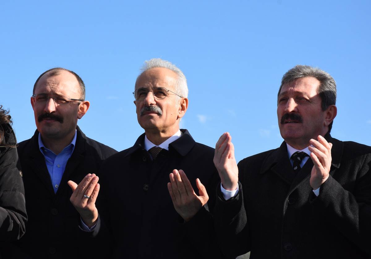 Ulaştırma ve Altyapı Bakanı Uraloğlu: Samsun Yeşilkent Kavşağı sayesinde 645 milyon TL tasarruf sağlayacağız