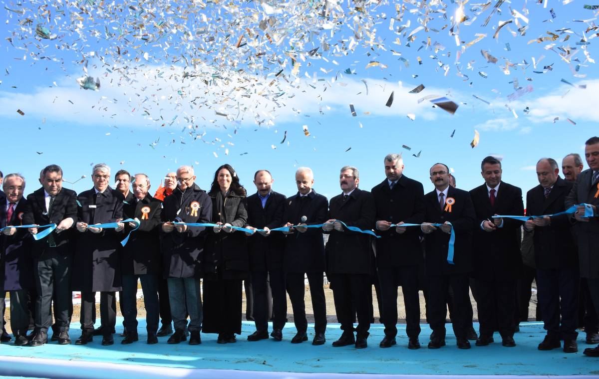 Ulaştırma ve Altyapı Bakanı Uraloğlu: Samsun Yeşilkent Kavşağı sayesinde 645 milyon TL tasarruf sağlayacağız