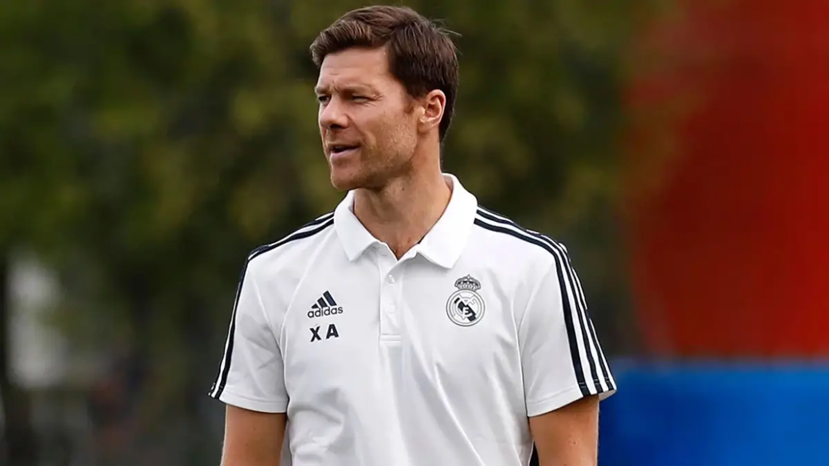 Real Madrid'te ayrılık! Alonso gitti Arbeloa geldi