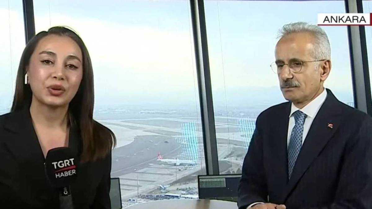 Bakan Uraloğlu canlı yayında rahatsızlanarak yayını durdurdu