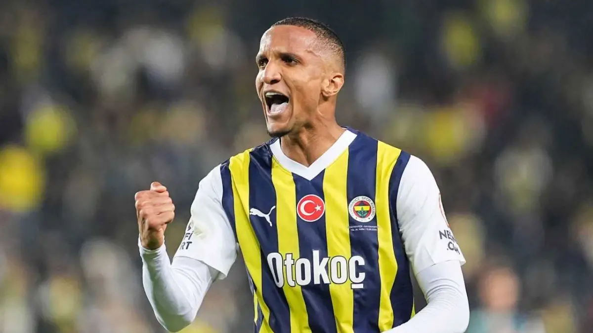 Kasımpaşa, Rodrigo Becao için Fenerbahçe ile anlaşmaya vardı