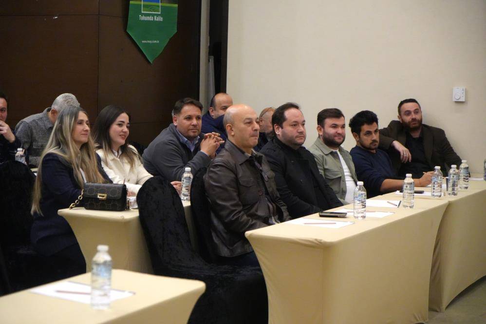 Türkiye'nin önde gelen tohum fırmasından Samsun'da çiftçilere eğitim