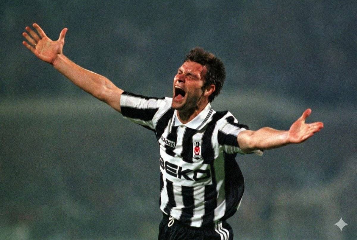 Ertuğrul Sağlam kimdir?