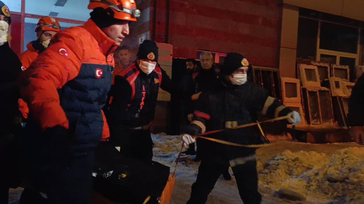 İmzaya geldi! Cenazesi çıktı: Denetimli Serbestlik Müdürlüğü binasında asansör boşluğuna düşerek öldü