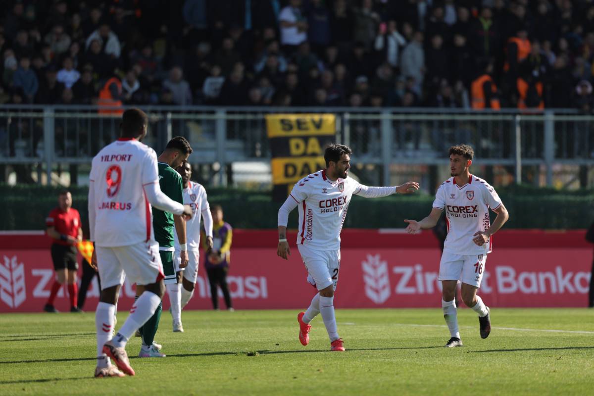 Samsunspor'un yeni transferi Yalçın Kayan'dan ilk maçında 2 gol