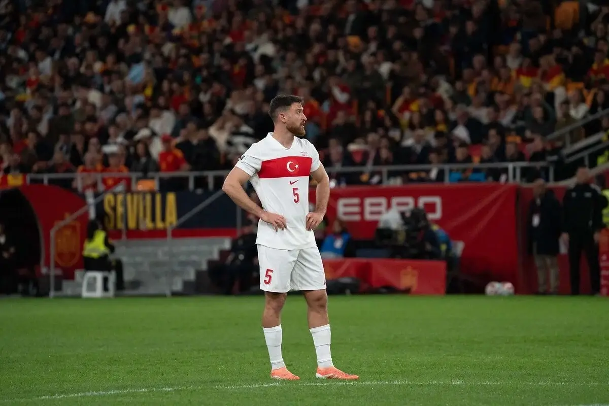 Salih Özcan Beşiktaş'a gelecek mi? Sosyal medya hesabından duyurdu