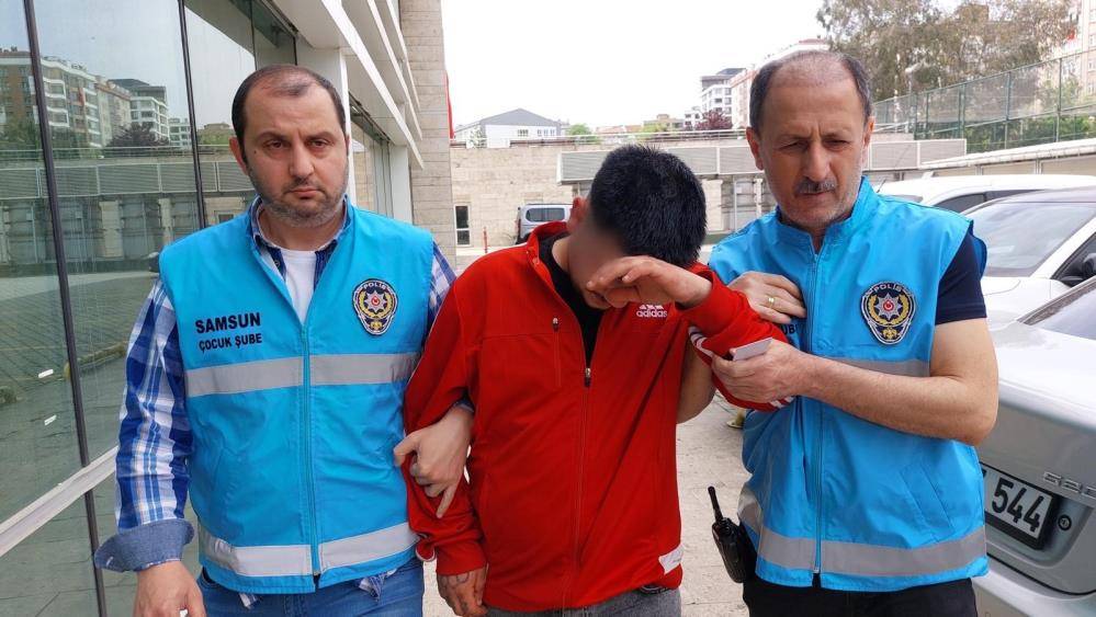 Samsun'da bıçakla dehşet saçan 17 yaşındaki sanığın yargılanması başladı