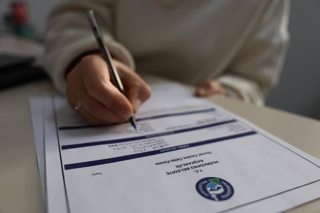 Samsun Vezirköprü'de çocuklara ve ihtiyaç sahiplerine sosyal destek