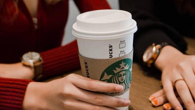 Starbucks'a zam geldi! 2026 Starbucks kahve fiyatları ne kadar?
